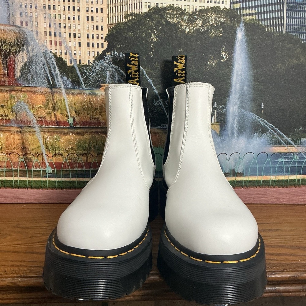 Doc Dr. Martens 2976 Quad Platform Chelsea Boots M 9 W 10 White Leather Pull On - Picture 2 of 10